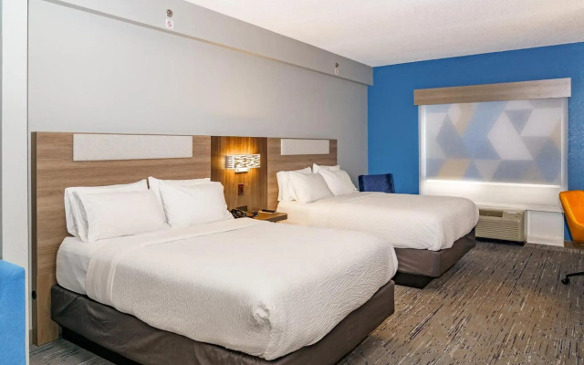 Holiday Inn Express Hotel & Suites Raleigh SW NC State by IHG