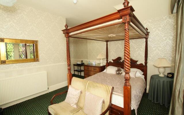 Rylstone Manor
