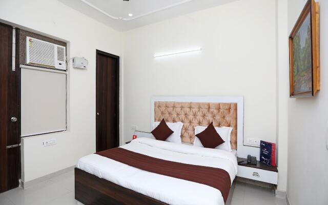 OYO 13555 Corporate serviced apartments Hotel