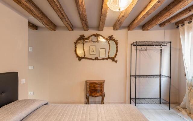 ANDREA Venice FLAT 3rd Floor