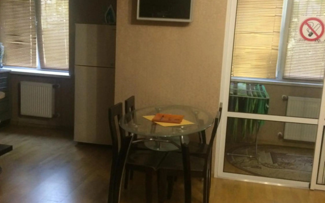 1 комнатная квартира студио возле ТРЦ Днепроплаза