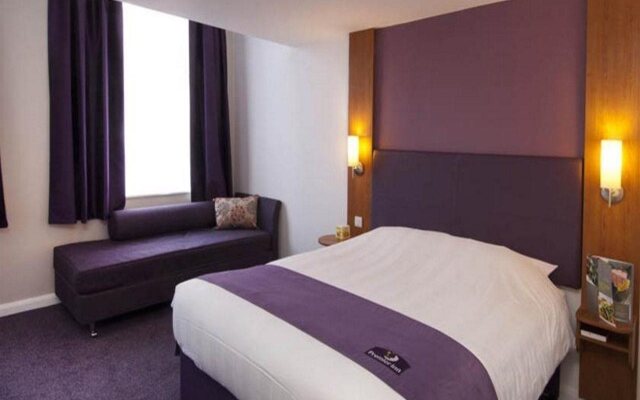 Premier Inn Braintree (A120)