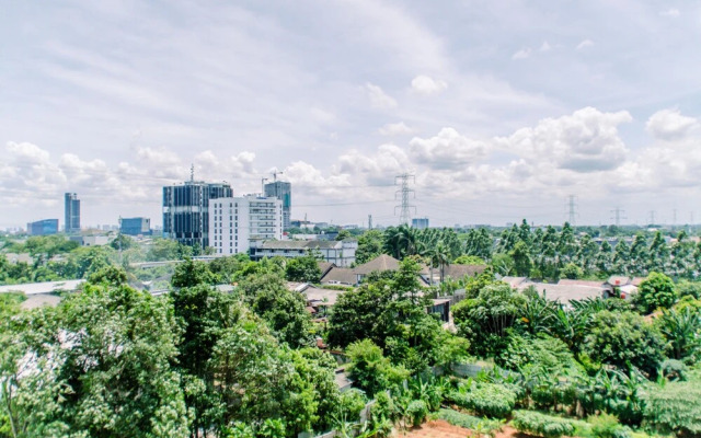 Comfort Living Studio Room At Bintaro Icon Apartment