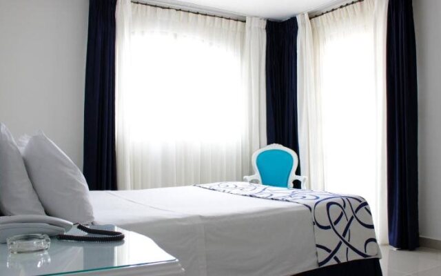 Hotel Suite Santa Rosa