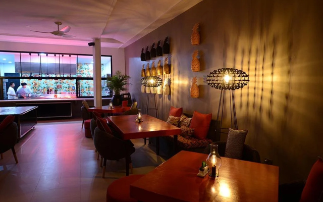 The Sunset Beach Resort & Spa Taling Ngam