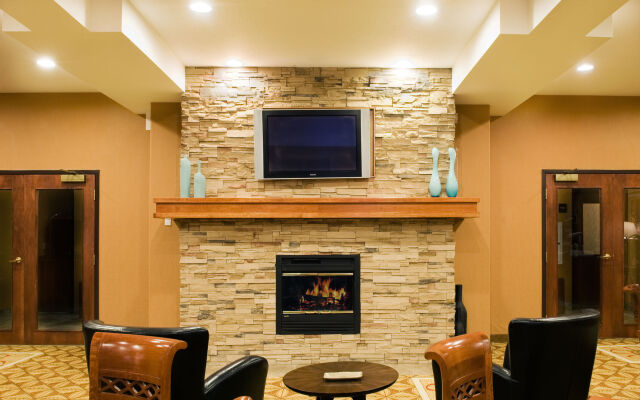 Holiday Inn Express & Suites Grande Prairie by IHG