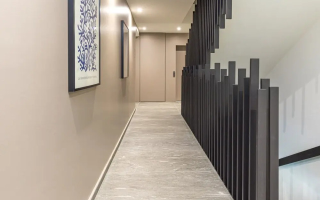 Icon H 203 Suite Micro-living