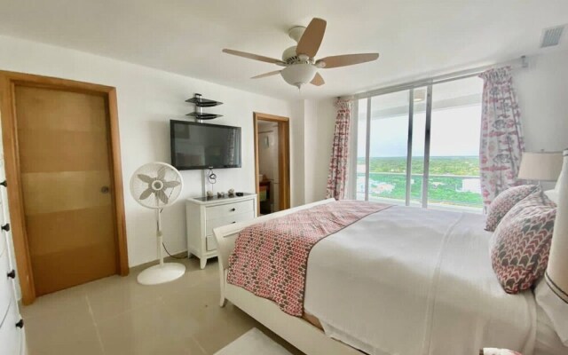 Marbella Fabulous 3br &3ba Pool And Beach