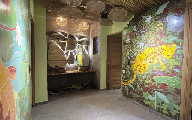 Hotel Amazon by On Vacation