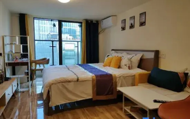 Riverside elegant house (Foshan smart city branch) )