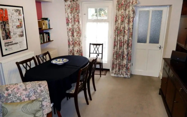 Period Living in Hayle