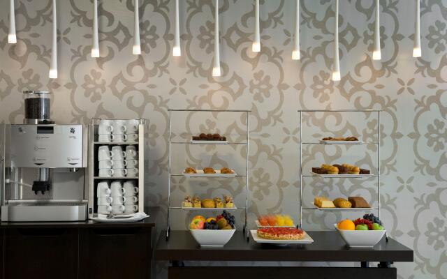 Holiday Inn Eindhoven Centre by IHG
