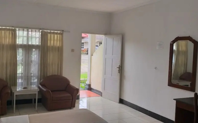 Intan Hotel by MyHome Hospitality