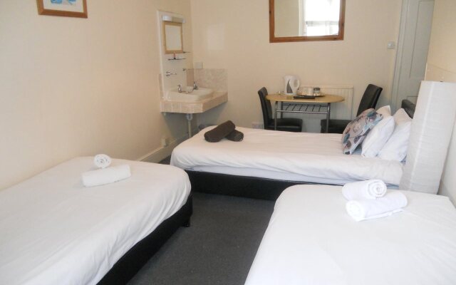 Relax Inn Guest House