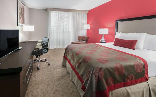 Travelodge By Wyndham Texarkana