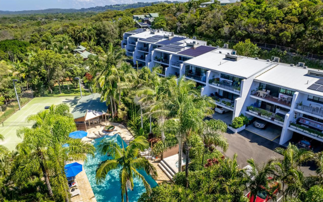 The Oasis Apartments and Treetop Houses