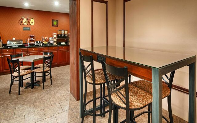 SureStay Plus Hotel by Best Western Jackson