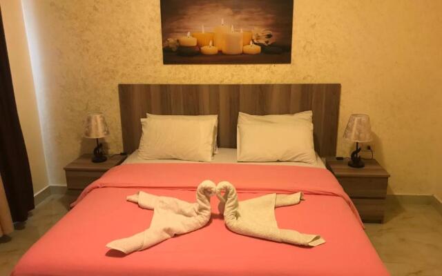 Suzan Studios & Apartments