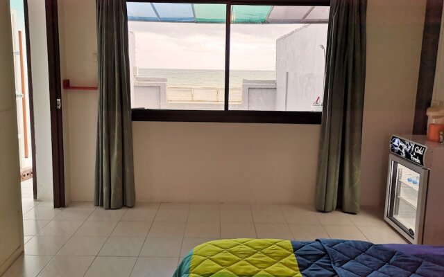 Gao Saengchan Beachfront