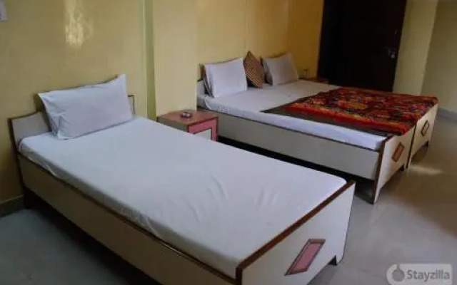 Shree Shyam Guest House by OYO Rooms