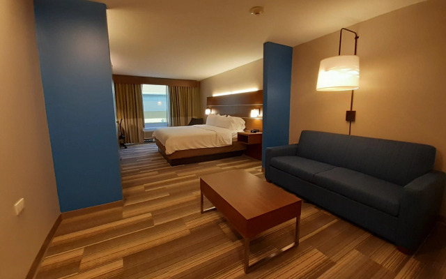 Holiday Inn Express Hotel & Suites Trincity Trinidad Airport by IHG