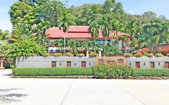 Royal Lee Resort & Spa