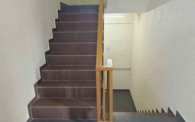 OYO 90868 Oba Hotel