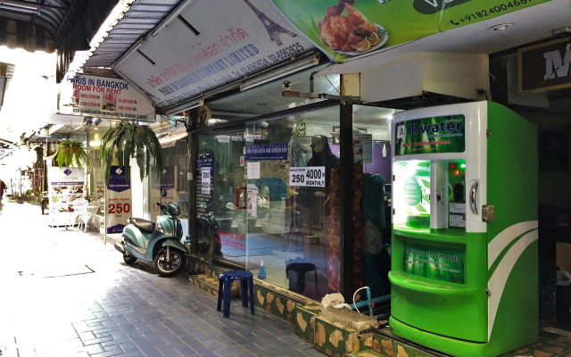 Paris in bangkok