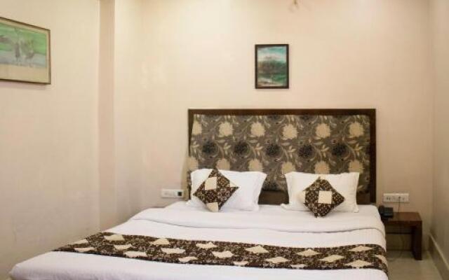 OYO 29062 Hotel Alankar Greens