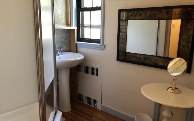 Sujak on Sunnyhill Bed and Breakfast