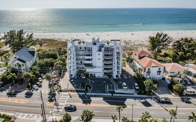 Oceana 202 West