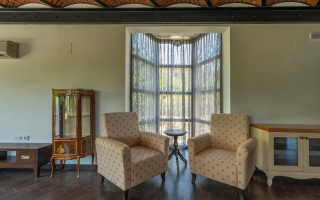 Cottage House - Adult Only