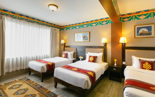 Hotel Lotus Gems