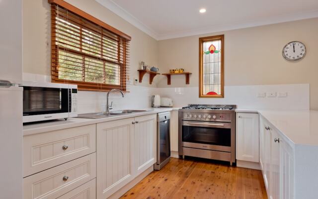 Bunyip Cottage
