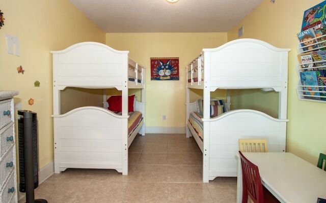 Crb0215 3 Bedroom Condo