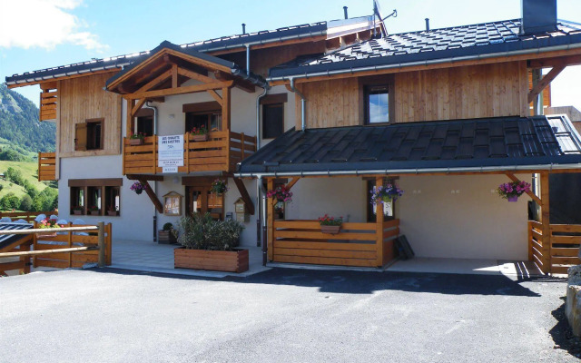 Nemea Les Chalets des Evettes