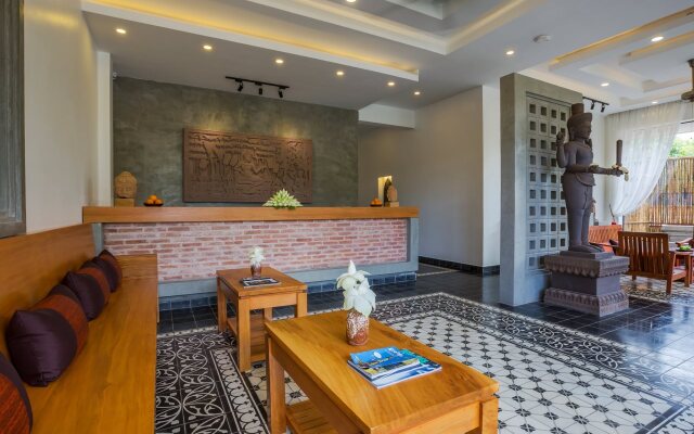 Silver Palms Residence