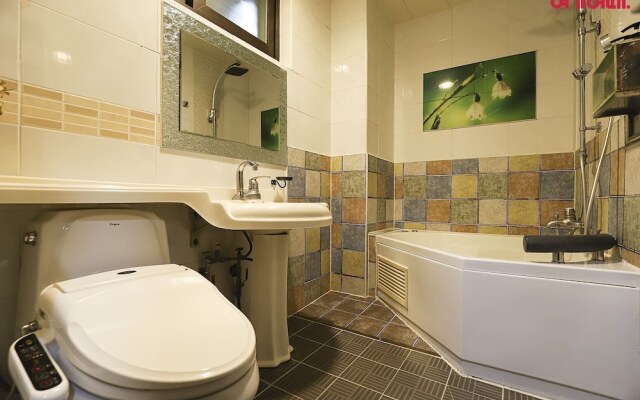 Tiffany Self Check-in Hotel