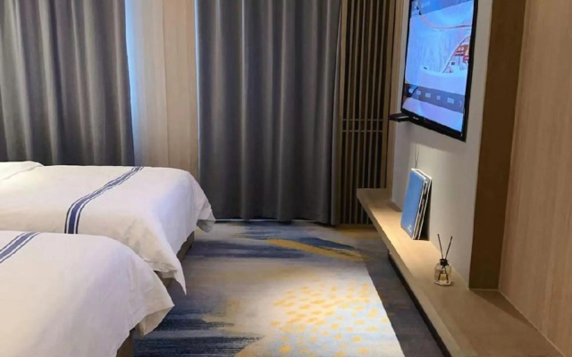Century International Cruise Hotel Of JMI – Guest Rooms – Nanjing
