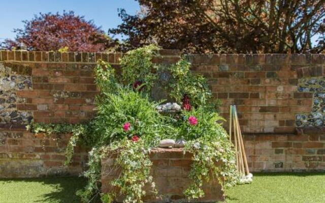 The Manor Coach House