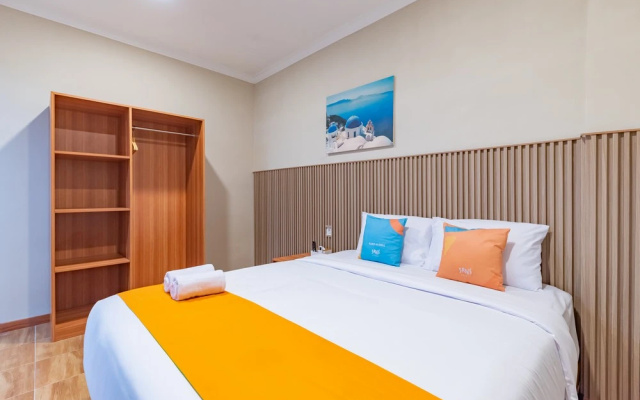 Sans Vibes Surapati Konforta Hotel