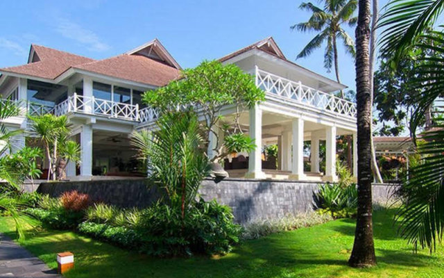 Villa Gajah Putih