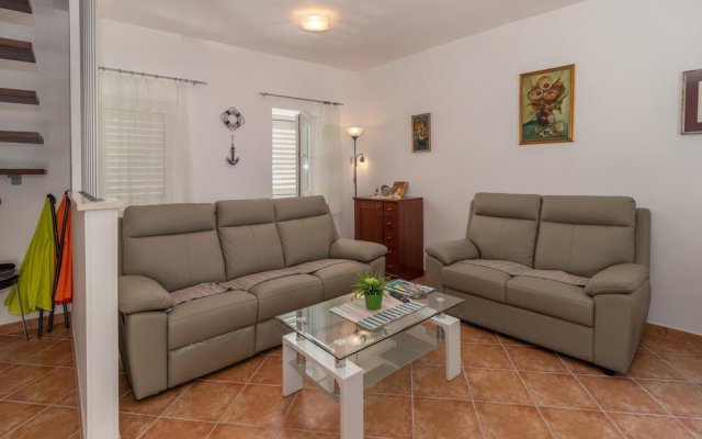 Awesome Home in Novi Vinodolski With 2 Bedrooms and Wifi