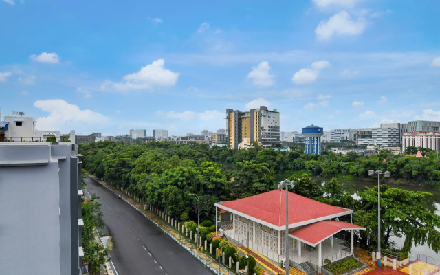 Super Collection O Water View Residency