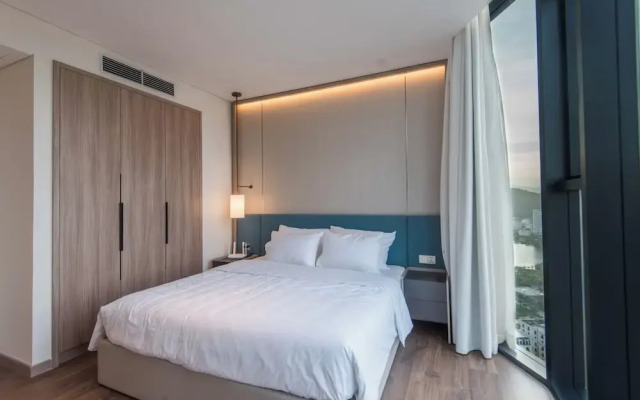 A La Carte Ha Long Residence