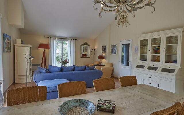 Attractive holiday villa on the Sainte Baume massif