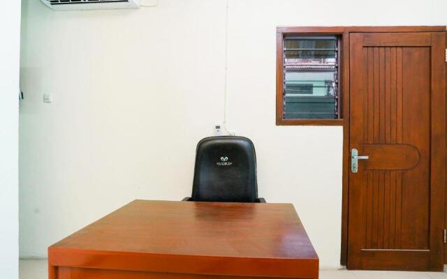 Oyo 2309 Kost Si Mbok Vivi