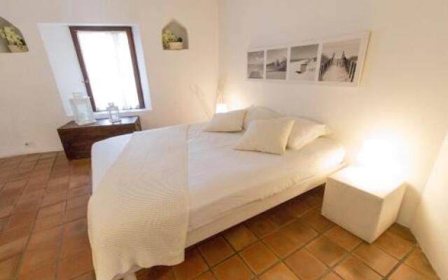 Duplex au coeur du vieil Antibes