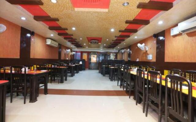 OYO 28411 Taj Guest House