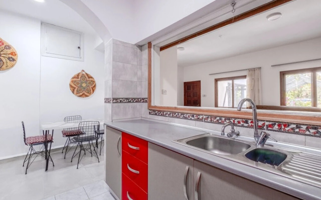 Flat With Garden 5 min to Kyrenia Castle